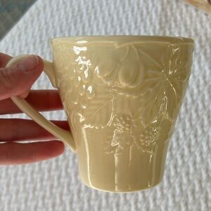 Nikko Optimum Japan Pale Yellow Mug Fruit Design Great Condition 12 oz